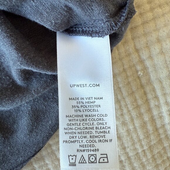 UpWest Cropped and Boxy Hemp Tee - INDIA INK / XS - Picture 4 of 5